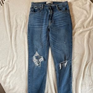 EUC Abercrombie Mom Jean